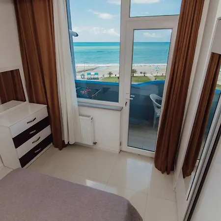 Beachfronts Cando With Balcony & Sunset Location Батуми Экстерьер фото